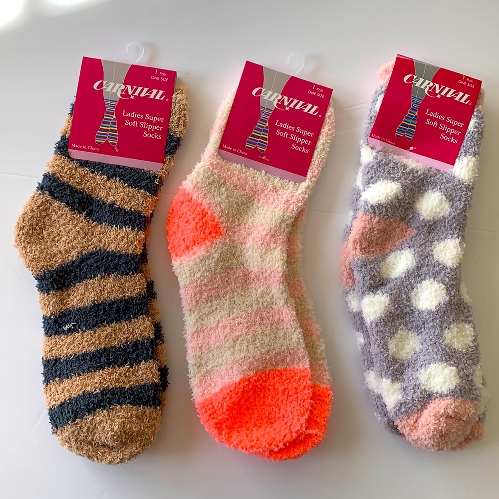 Carnival Ladies Super Soft Slipper Socks 3 pairs Polyester 98% Spandex 2%